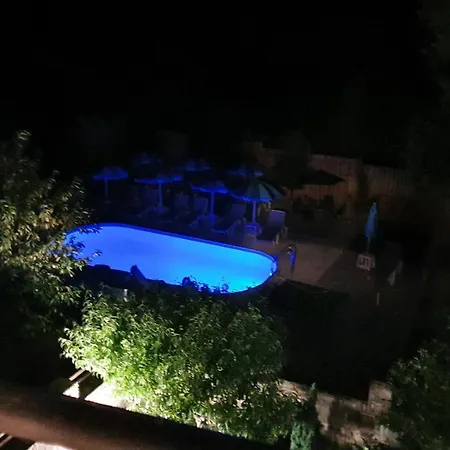 Guest house Lugut Berievo